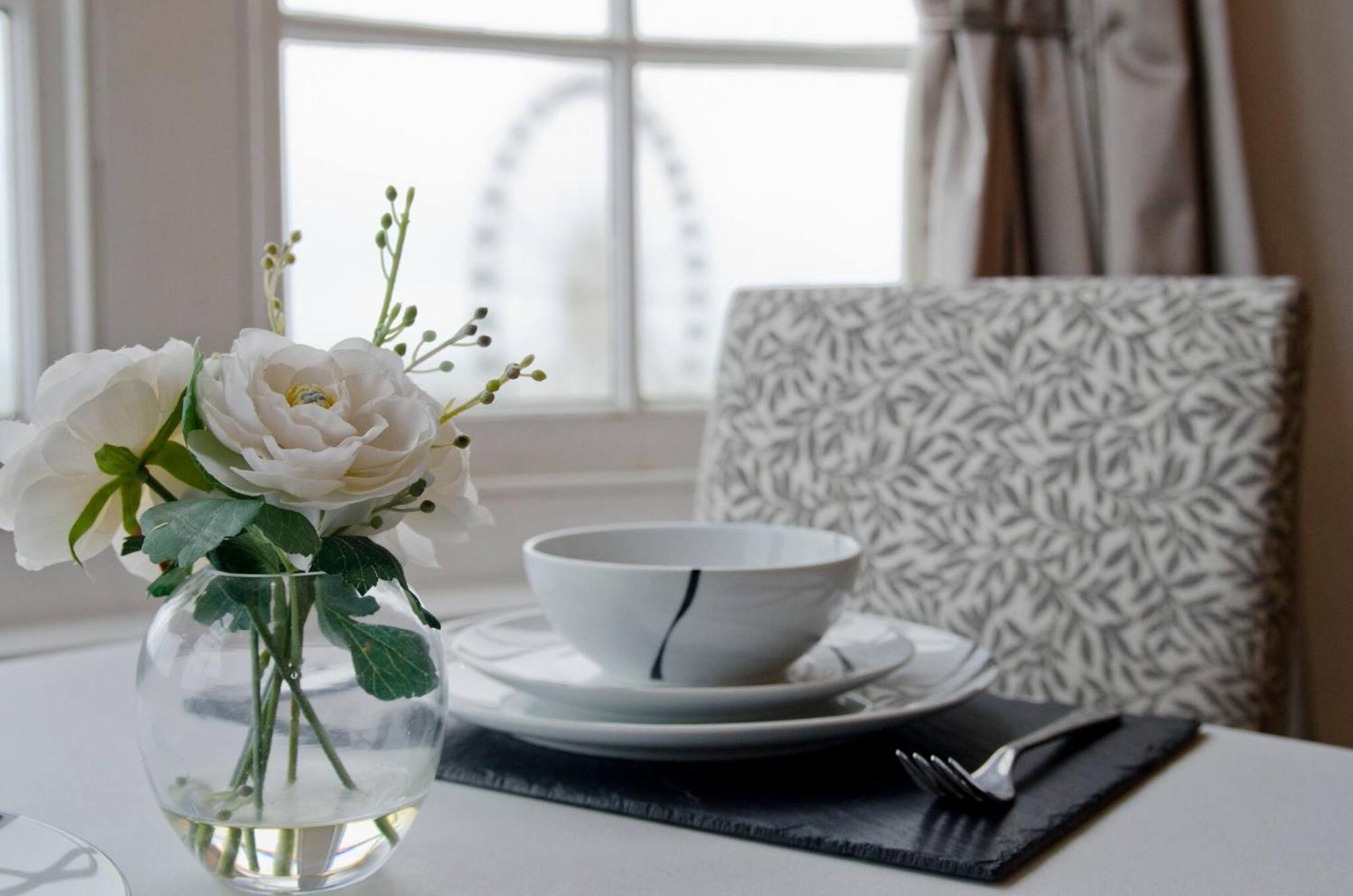 Seaview Regency Apartment With Private Parking Hove Exterior foto