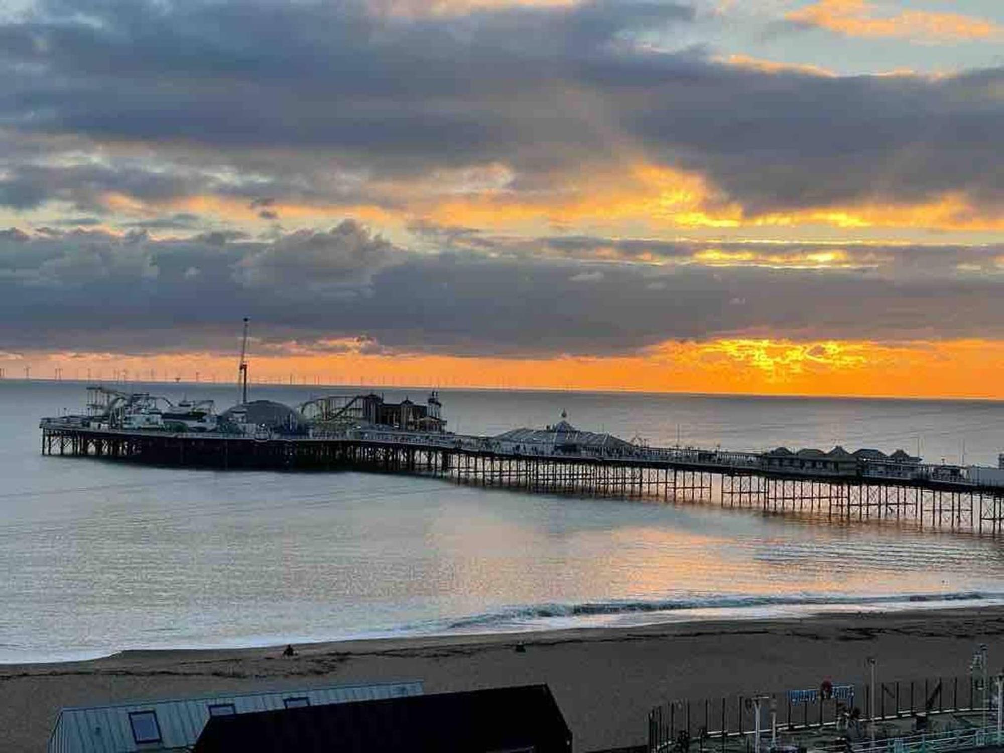Seaview Regency Apartment With Private Parking Hove Exterior foto